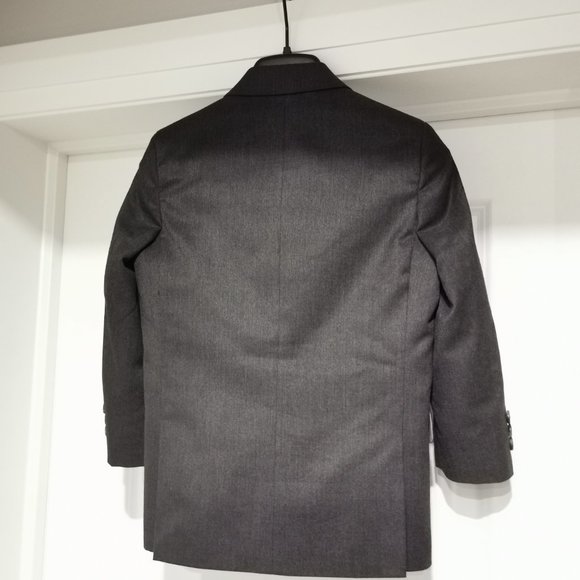 Marc New York - Andrew Marc boys, grey 2 pce suit. - Picture 7 of 9